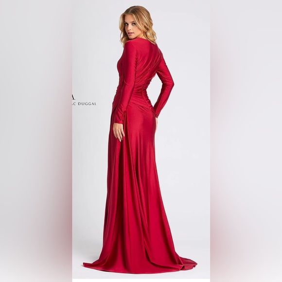 Mac Duggal 26250 NWT Elegant Red Evening Gown - Picture 2 of 5